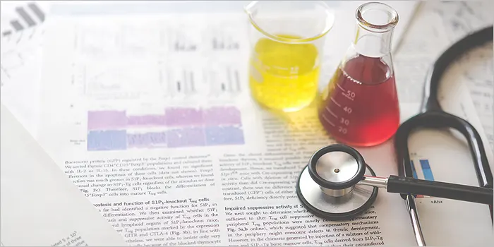 ビーカーと三角フラスコ