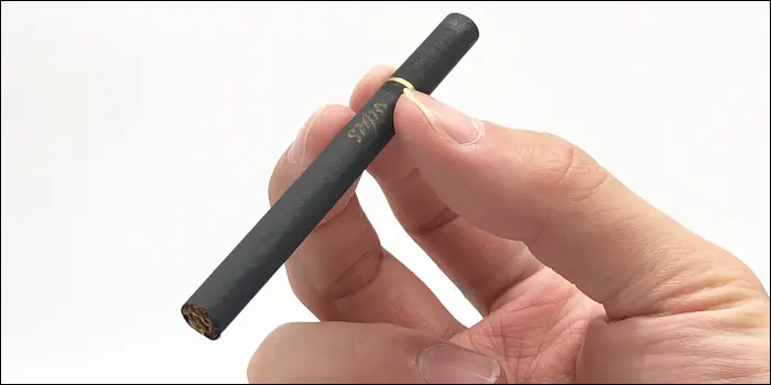 ダサいと思われないかっこいいタバコの持ち方と吸い方