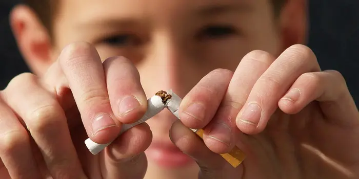 禁煙に成功した女性芸能人をランキング