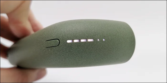 アイコスイルマのチャージャー・ホルダー充電残量確認画像