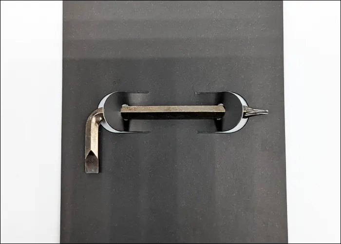 ライターのトルクス型ドライバー