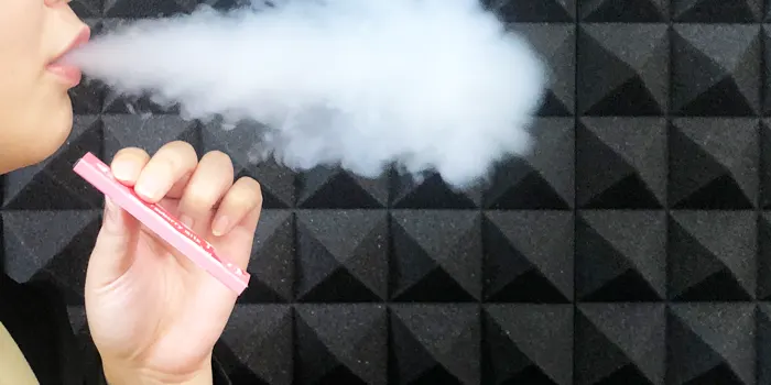 エアーミニを吸う写真