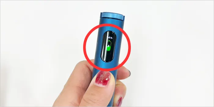 充電状況はディスプレイで確認している画像