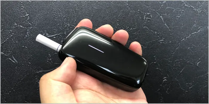 プルームXアドバンスドに対応しているスティックを挿している