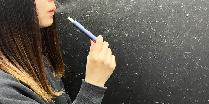 アイコスイルマアイで吸っている画像