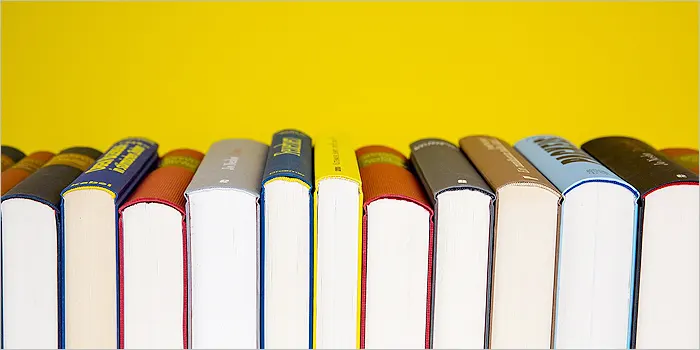 並べた本の写真